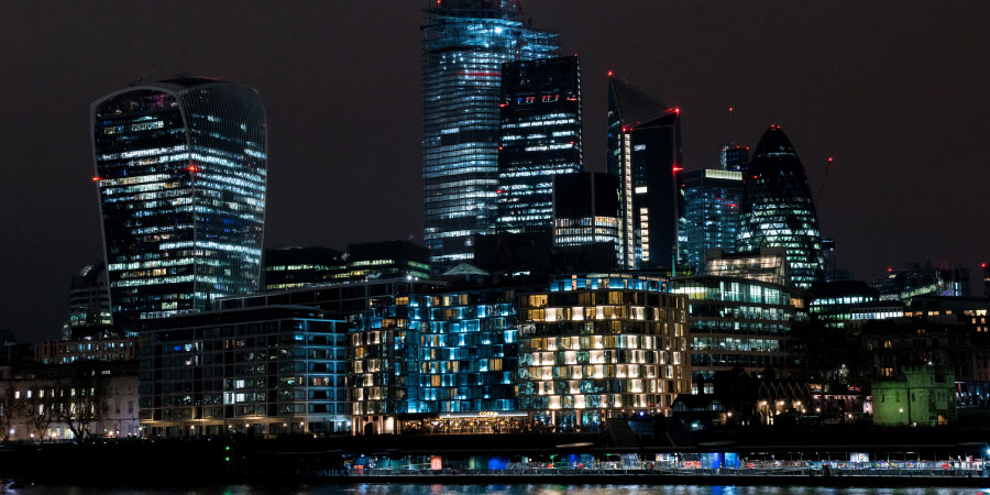 Blog_LondonSkylineAtNight